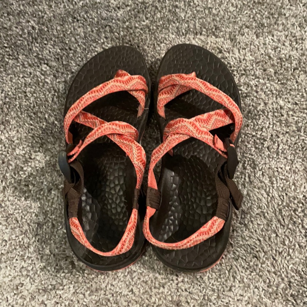 Coral Chaco’s size 8